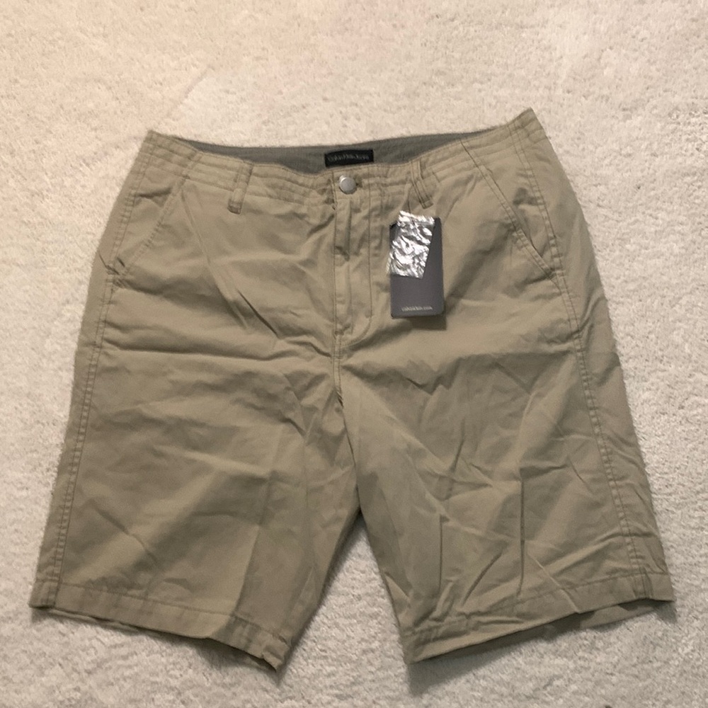 Men's Khaki Shorts